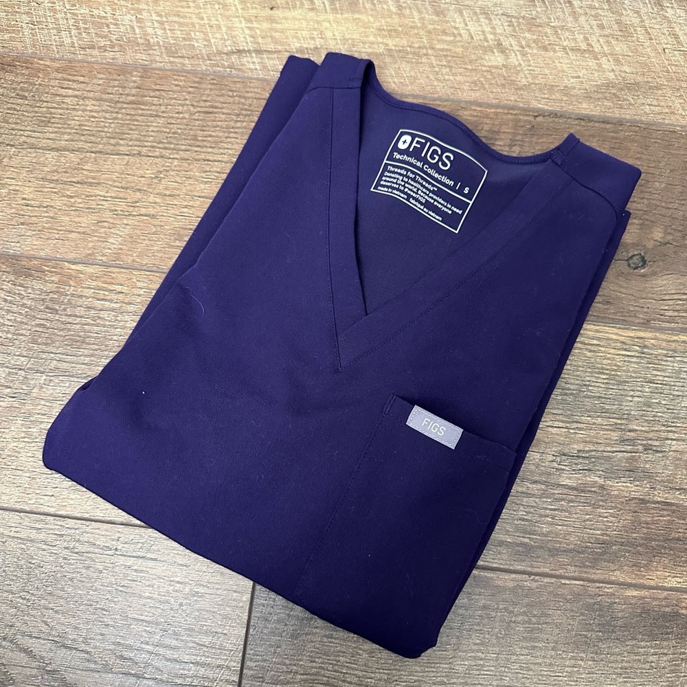 FIGS Purple Jam Catarina S